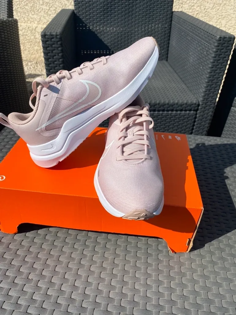 Tweedehands Nike Downshifter 12 bike — afbeelding 5 van 12