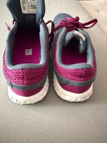 Gebrauchtes New Balance Running Shoes bike — Bild 4 von 5