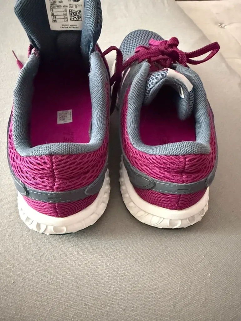 Gebrauchtes New Balance Running Shoes bike — Bild 4 von 5