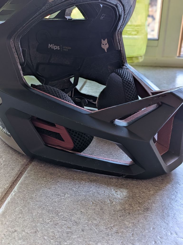 Used Fox Proframe RS Helmet + 100% Goggles bike — image 3 of 9