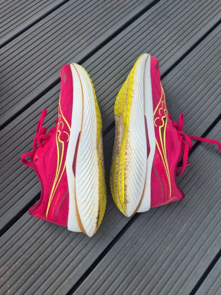 Używany Saucony Endorphin Speed 3 bike — zdjęcie 6 z 8