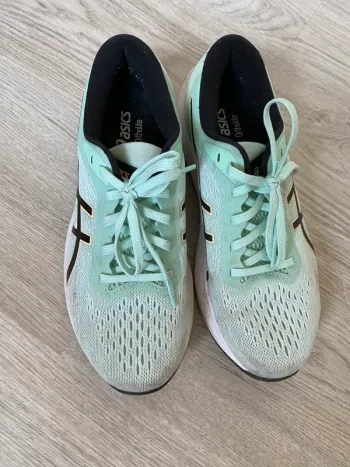 Used Asics Laufschuhe Running Shoes