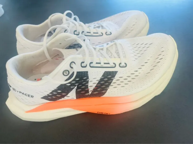Použité New Balance FuelCell Pacer bike — obrázek 2 z 7