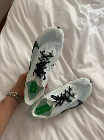 Used Nike Vaporfly 4 bike — image 2 of 7
