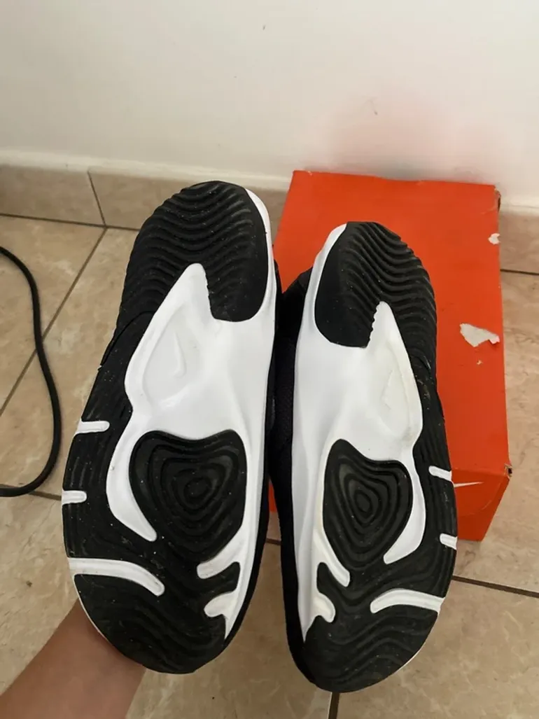 Nike Laufschuhe bike d'occasion — image 3 sur 3