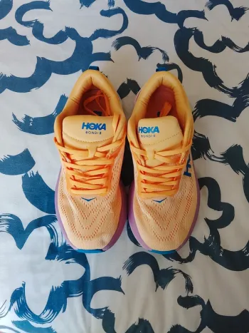Hoka Bondi 8 bike d'occasion — image 2 sur 3