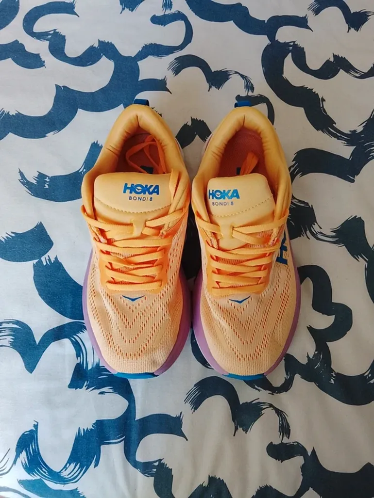 Hoka Bondi 8 bike d'occasion — image 2 sur 3