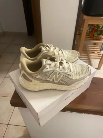 New Balance Laufschuhe Running Shoes d'occasion