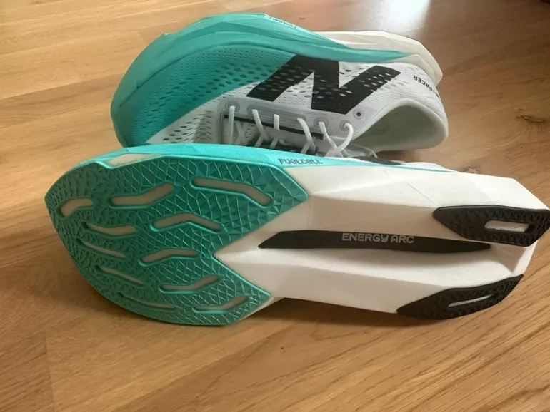 Used New Balance SC Pacer v2 bike — image 9 of 9