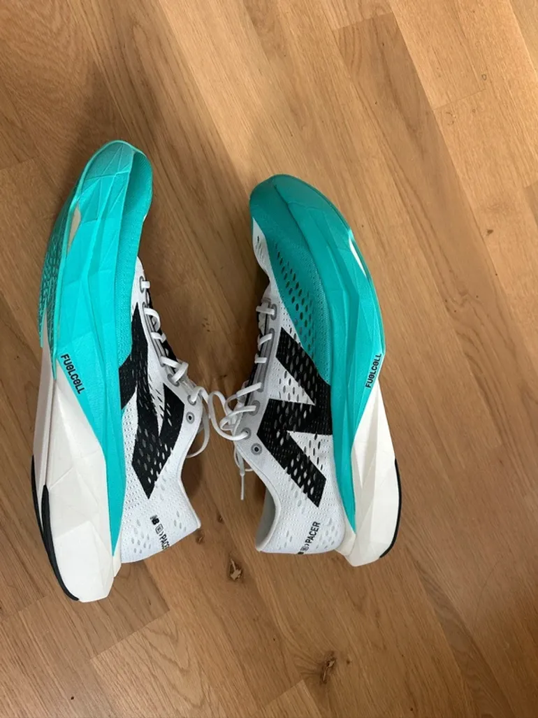 Used New Balance SC Pacer v2 bike — image 2 of 9