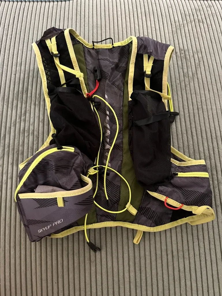 Tweedehands Dynafit Sky Up Pro 15l bike — afbeelding 2 van 4