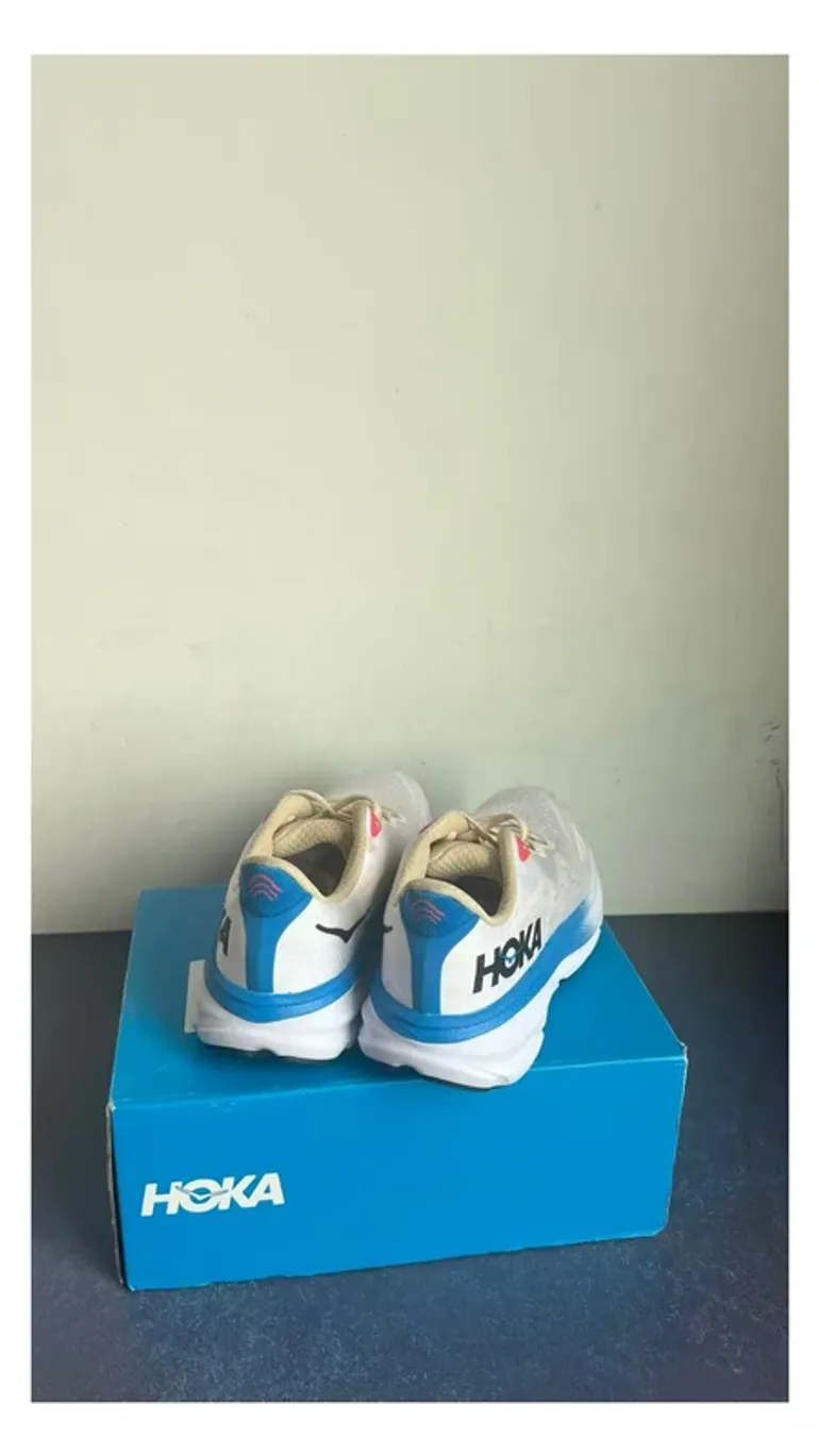 Hoka Shoes bike d'occasion — image 4 sur 6