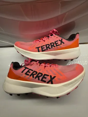 Gebrauchtes Orange Terrex Agravic Speed Running Shoes