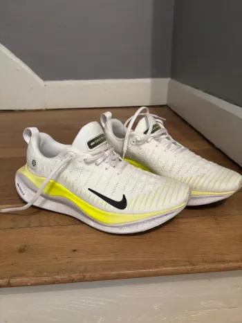 Used Nike Infinity Run 4 Running Shoes