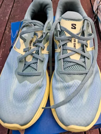 Brugt Salomon aero glide Running Shoes