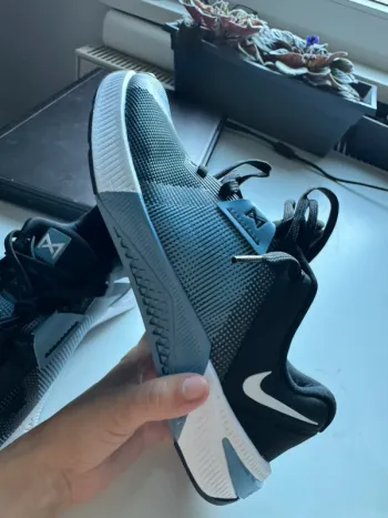 Used Nike Schuhe bike — image 4 of 5