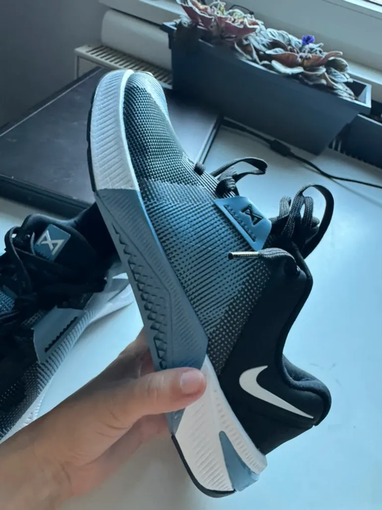 Used Nike Schuhe bike — image 4 of 5