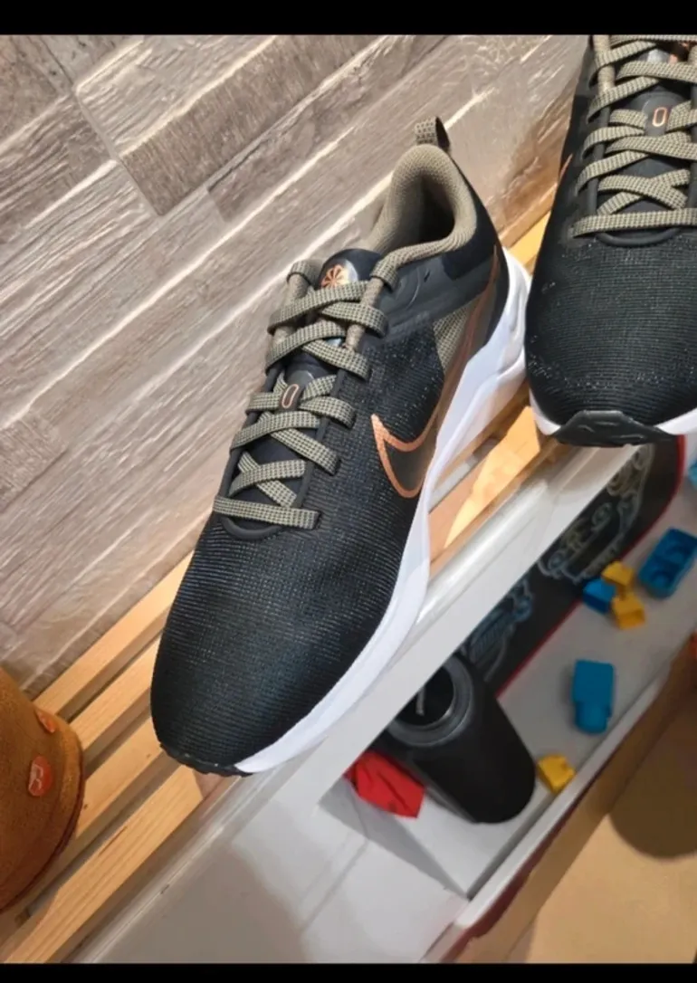 Nike Downshifter 12 bike usato — immagine 7 di 8