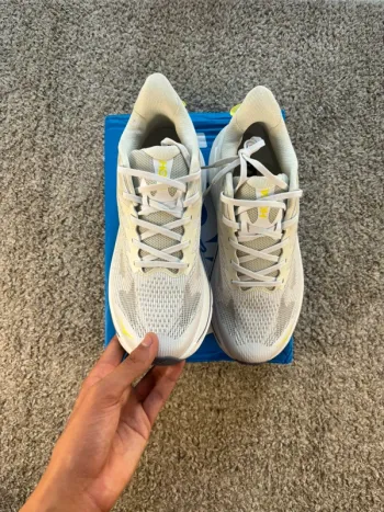 Hoka Challenger 8 bike usato — immagine 3 di 6
