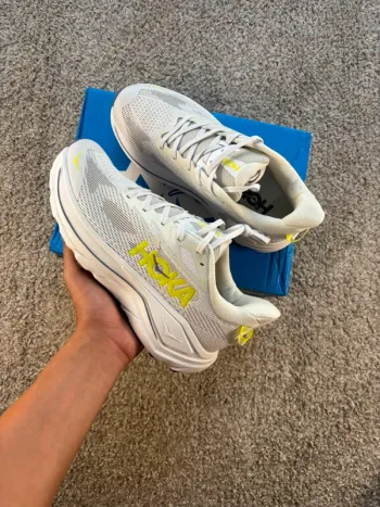 Hoka Challenger 8 Running Shoes usato