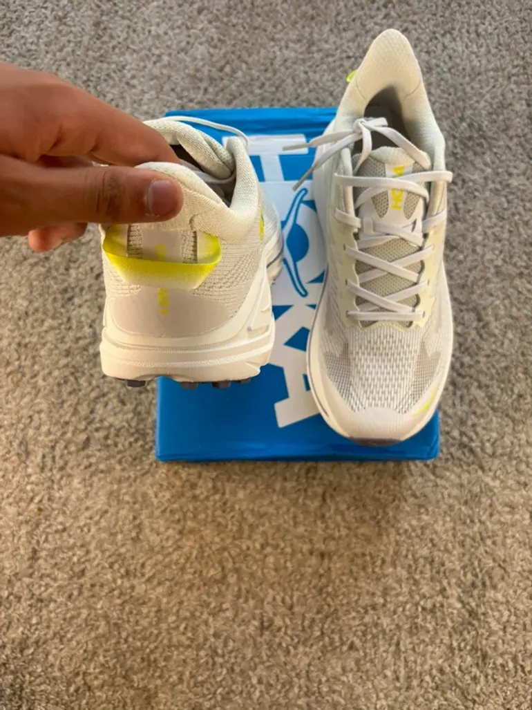 Hoka Challenger 8 bike usato — immagine 6 di 6