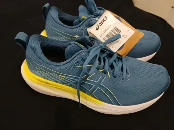 Gebrauchtes Asics Running Shoes Running Shoes