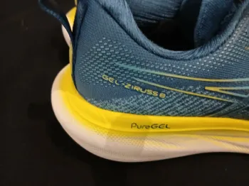Gebrauchtes Asics Running Shoes bike — Bild 4 von 6