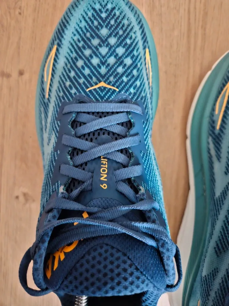 Used Hoka Clifton 9 bike — image 9 of 9