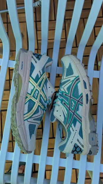 Used Asics Kahana 8 Running Shoes