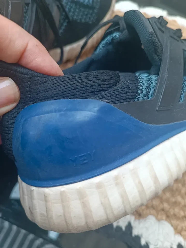 Used Adidas Ultra Boost bike — image 6 of 6