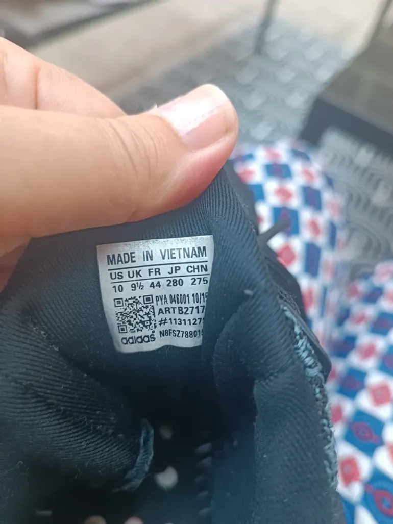 Used Adidas Ultra Boost bike — image 5 of 6
