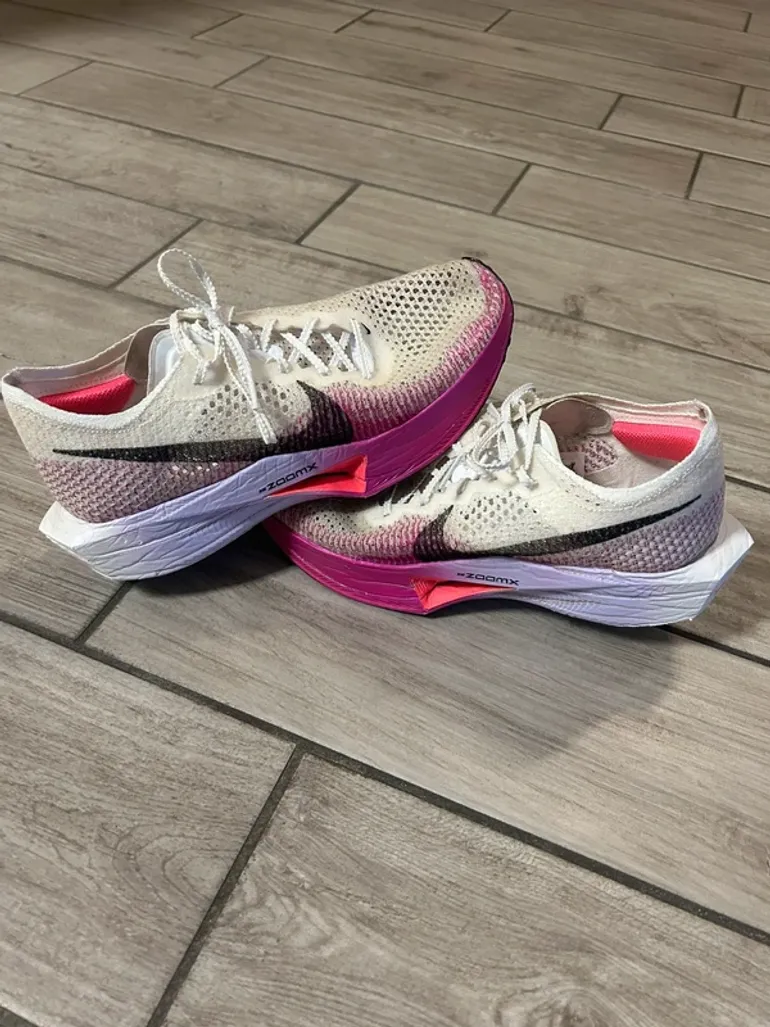 Scarpa Vaporfly 3 bike usato — immagine 2 di 5