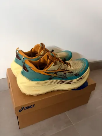 Asics Trabuco Max 4 bike usato — immagine 2 di 8