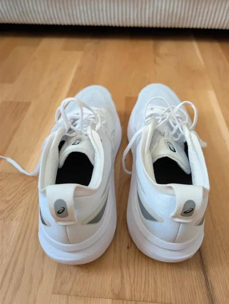 Used Asics Gel Kayano 31 bike — image 7 of 8