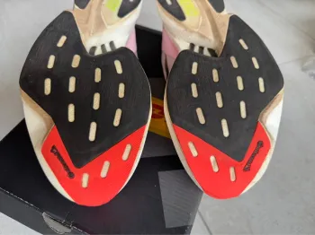 Adidas Adizero Adios Pro 3M bike d'occasion — image 8 sur 12