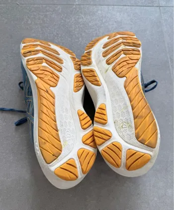 Used Asics Gel-Kayano Lite 3 bike — image 4 of 6