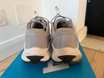 Used Hoka M TRANSPORT GTX bike — image 6 of 9