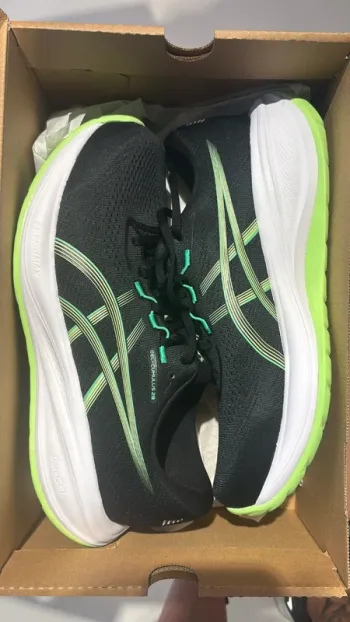 Scarpa Gel Cumulus 28 Running Shoes d'occasion