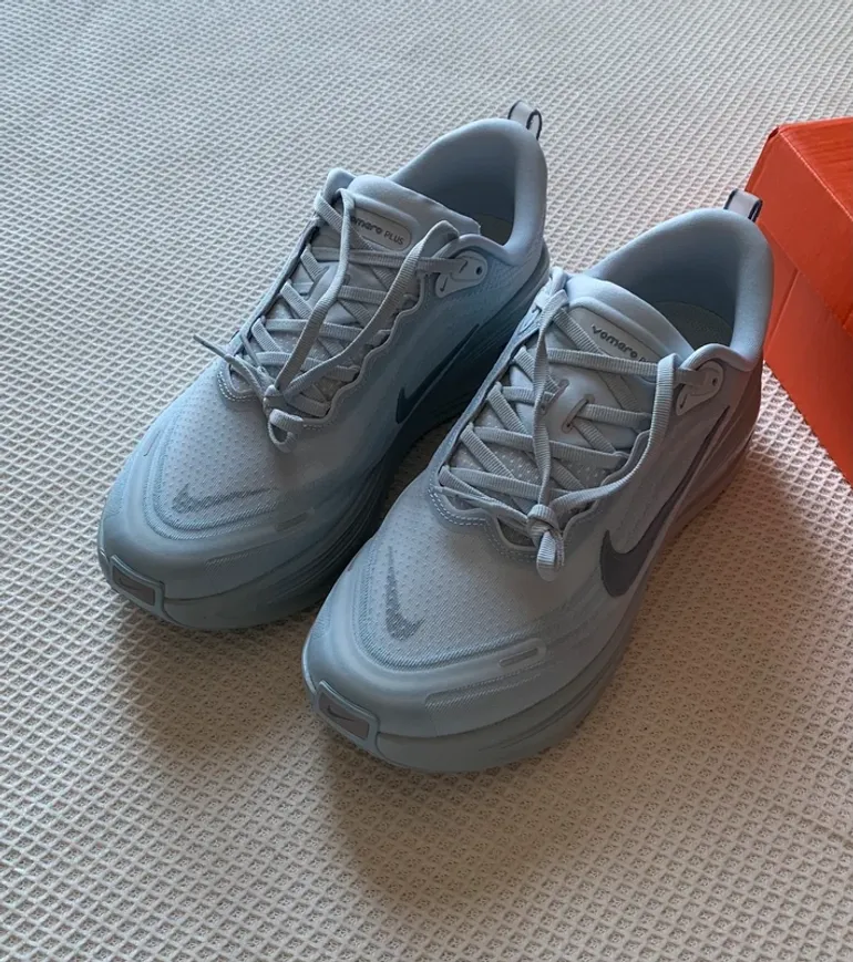 Used Nike Vomero Plus bike — image 2 of 5