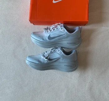 Used Nike Vomero Plus Running Shoes