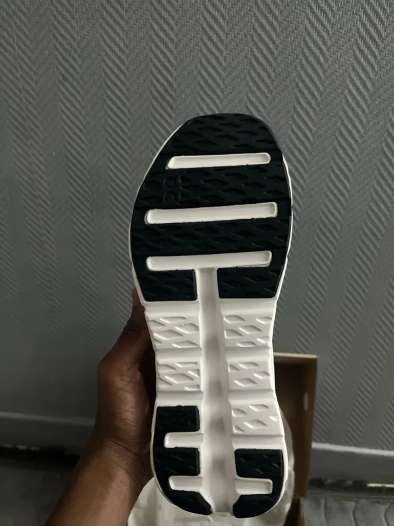Käytetty On Running Shoes bike — kuva 5 / 5
