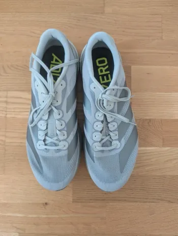 Použité Adidas Adizero EVO SL Running Shoes