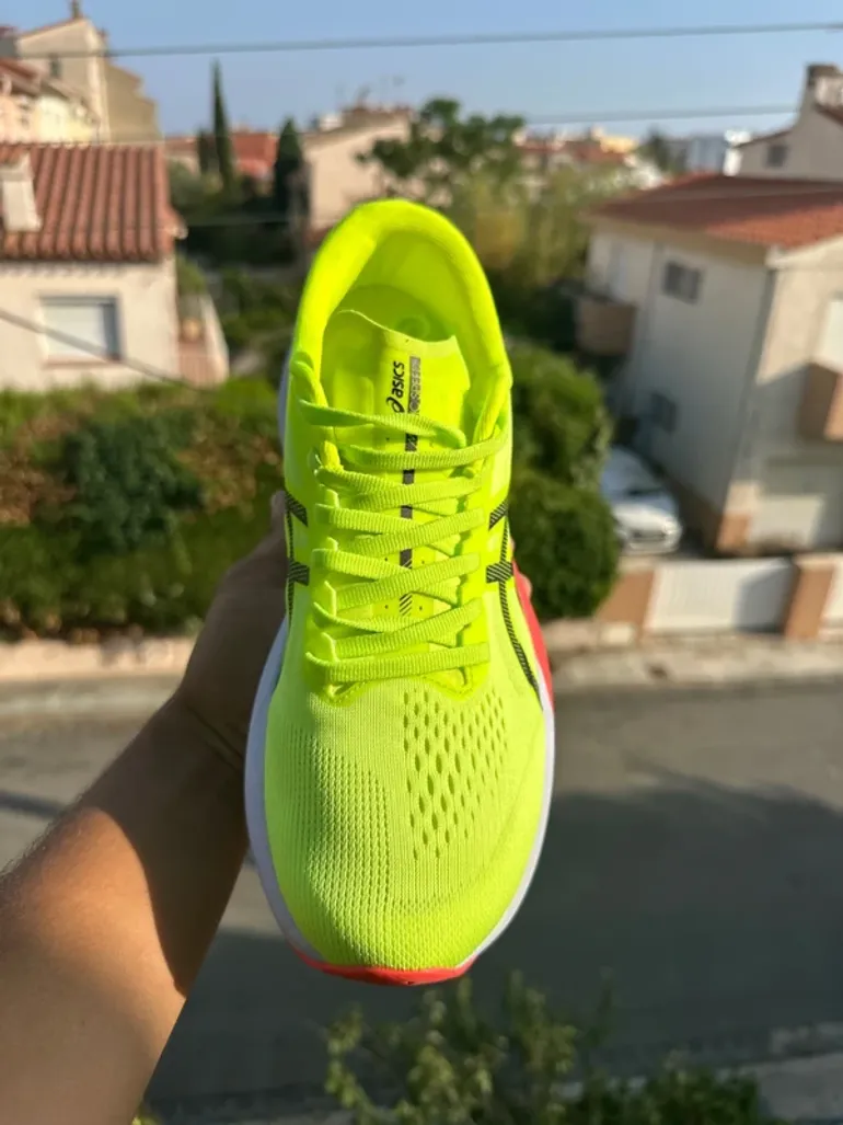 Used Asics Magic Speed 4 bike — image 3 of 10