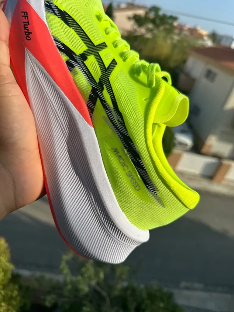 Used Asics Magic Speed 4 bike — image 6 of 10