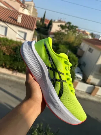 Used Asics Magic Speed 4 bike — image 2 of 10