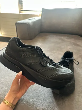 Used Adidas Boston 13 Running Shoes