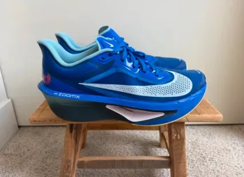 Used Premium Zoom Fly bike — image 2 of 5