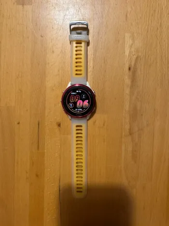 Used Garmin Forerunner 570 Electronics