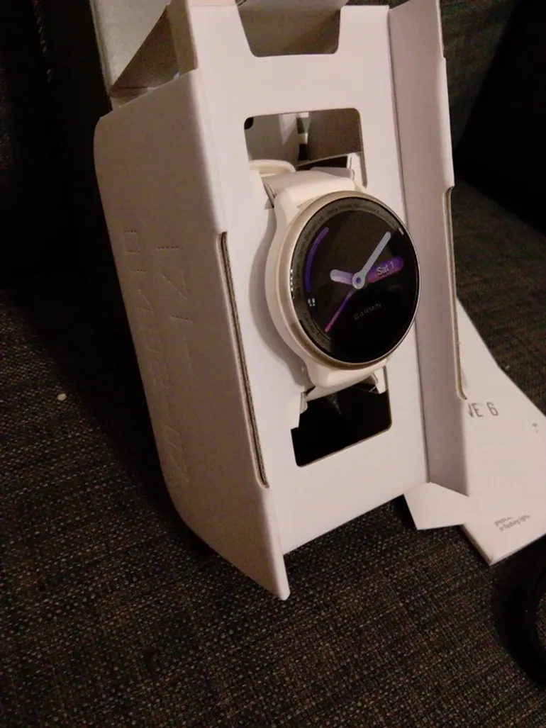 Used Garmin Vivoactive 6 bike — image 4 of 4