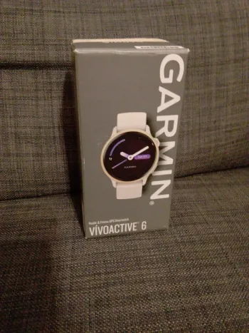 Used Garmin Vivoactive 6 Electronics